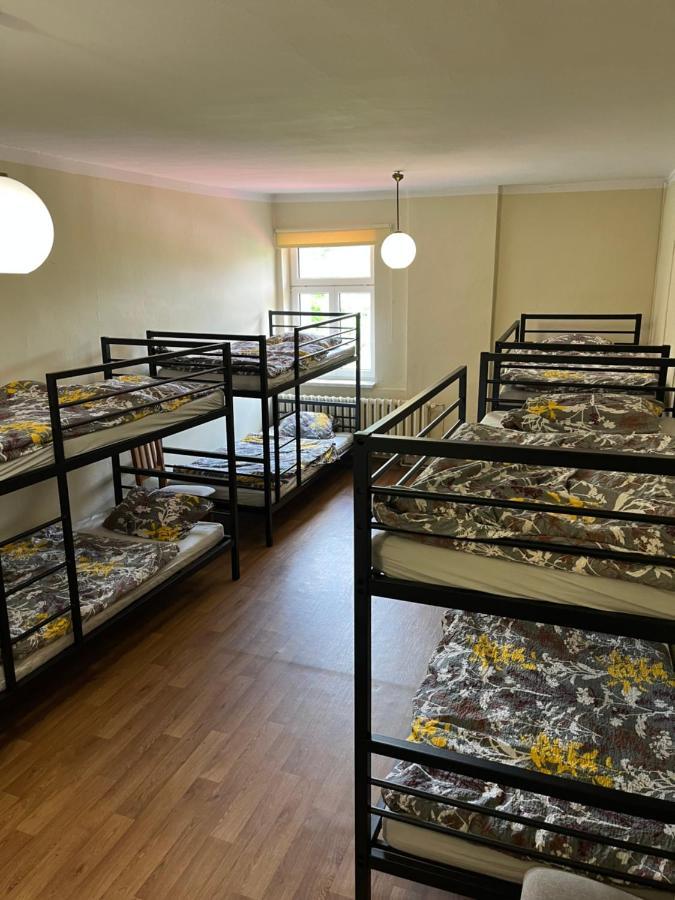 Gosciniec Szczeliniec Hostel Karlow Ngoại thất bức ảnh