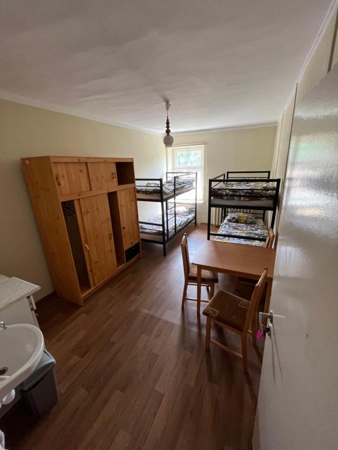 Gosciniec Szczeliniec Hostel Karlow Ngoại thất bức ảnh